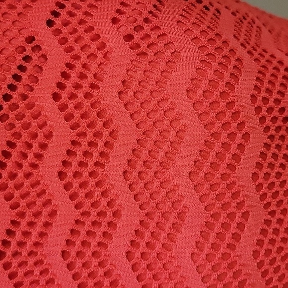 COVINGTON coral red mesh maxi dress. Ties at waist. Size is 6. - Picture 3 of 11